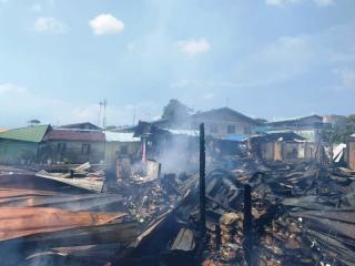 Butuh Bantuan, 75 Warga Pulau Buluh Korban Kebakaran Kini Mengungsi