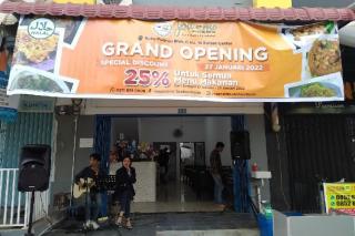 `Yam Ring` Menu Spesial yang Cuma Ada di You and Me Resto Batam