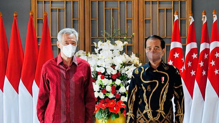 Pro-Kontra Mengemuka Buntut Hikmahanto Bicara RI Dikecoh Singapura