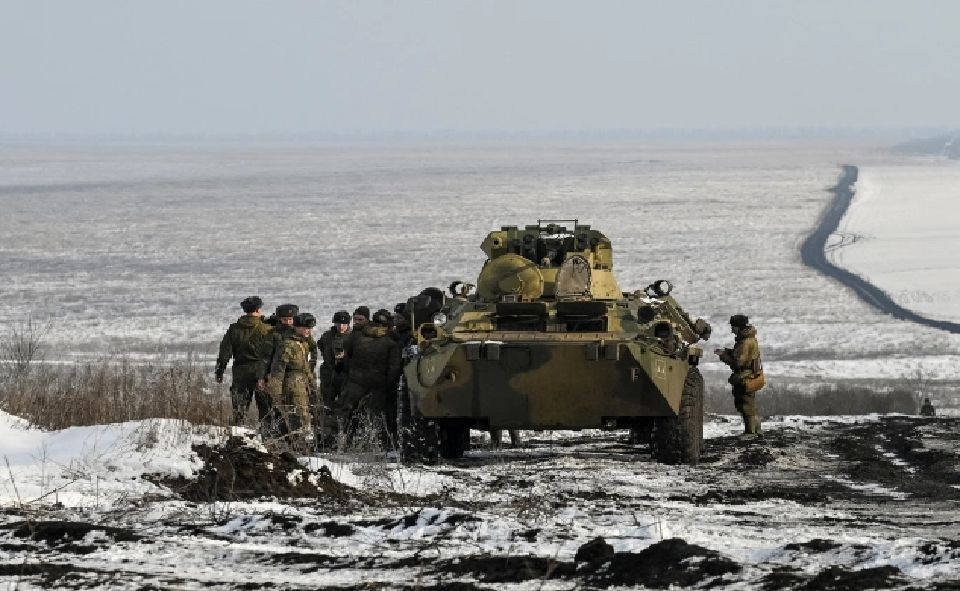 Makin Memanas, Ukraina Latih Warga Sipil Hadapi Serangan Rusia