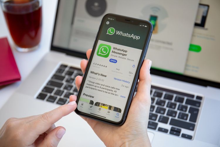 Deretan Risiko Jika Kamu Nekat Pakai Aplikasi Whatsapp KW