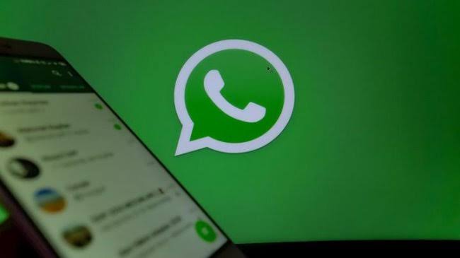 Cara Mudah Bikin Tulisan Terbalik di WhatsApp