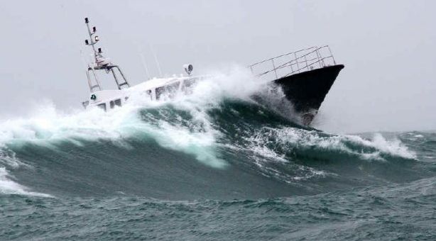 Cuaca Buruk, BMKG Imbau Transportasi Laut di Kepri Hati-hati