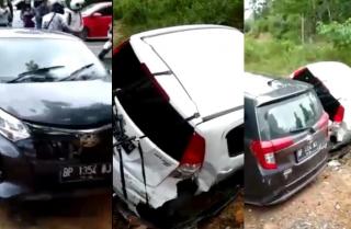 Polisi Olah TKP Toyota Calya Seruduk Suzuki Splash di Depan Mediterania Batam