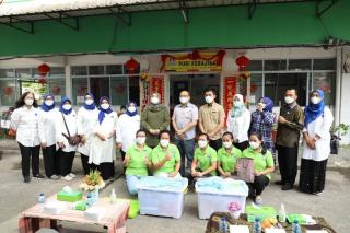 Pikori BP Batam Tebar Bantuan Bagi Warga Terdampak Covid-19