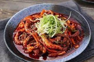 Makan Makanan Pedas Bisa Obati Batuk-Pilek? Ini Penjelasannya