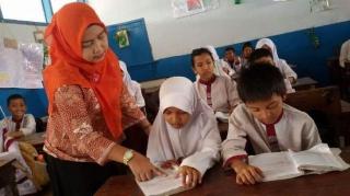 Asyik, PTK Non ASN di Kepri Terima Insentif, BPJS dan Gaji ke-13