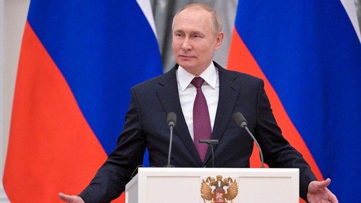 Putin Ancam Gempur Ukraina Tanpa Ampun