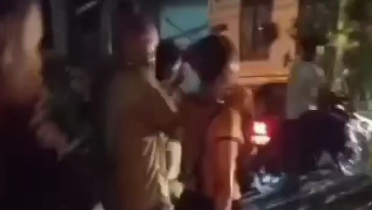 Viral Sejoli Diduga Berzina Diarak Warga, Begini Kata Polisi