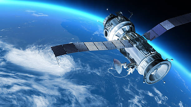 Militer Iran Sukses Luncurkan Satelit Pengintai ke Luar Angkasa