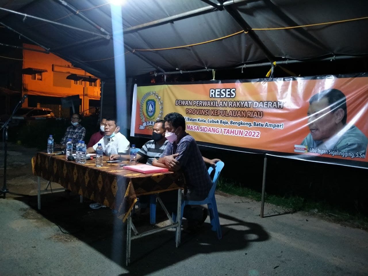 Warga Bandara Mas Khawatir Dampak SUTT Curhat ke Uba Sigalingging