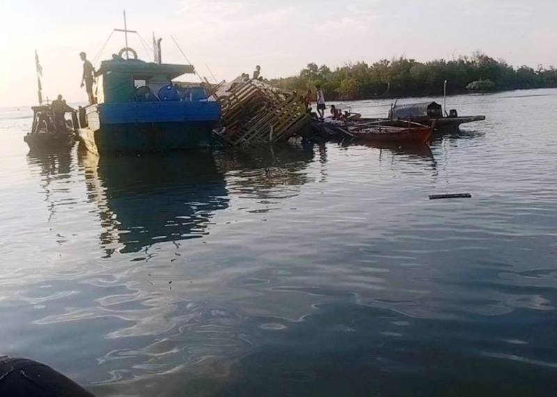 Nyaris Tenggelam, KM Bagas Arsakhan Tabrak Karang di Perairan Karimun