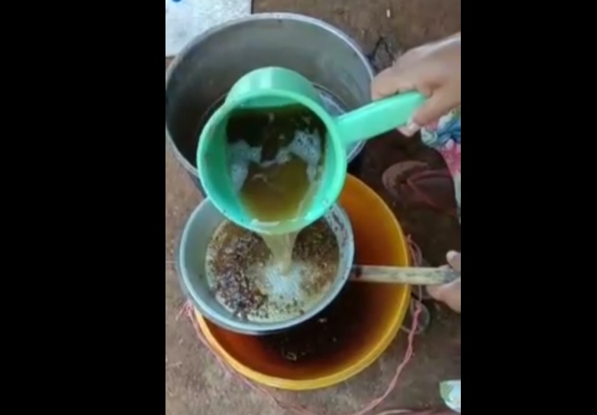 Minyak Goreng Langka, Warga Natuna Ini Kreatif Ciptakan Minyak Goreng Alternatif