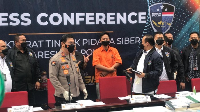 Doni Salmanan Minta Maaf, Minta Hukuman Ringan