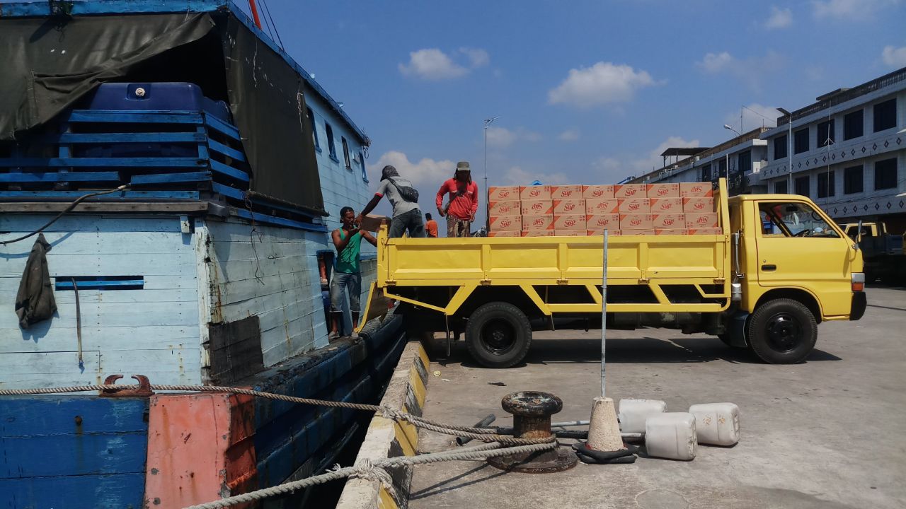 Pasokan Minyak Goreng Kemasan ke Tanjungpinang Makin Banyak Setelah Harga Naik