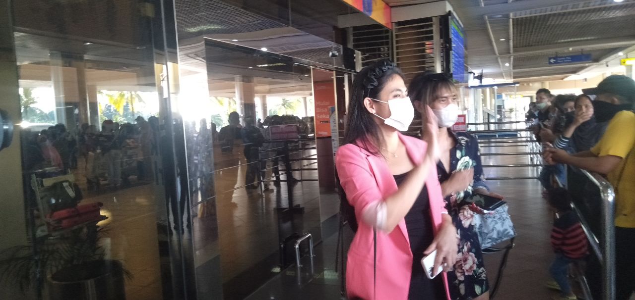 DJ Una Tampil di Galaxy Pub Batam Malam Ini