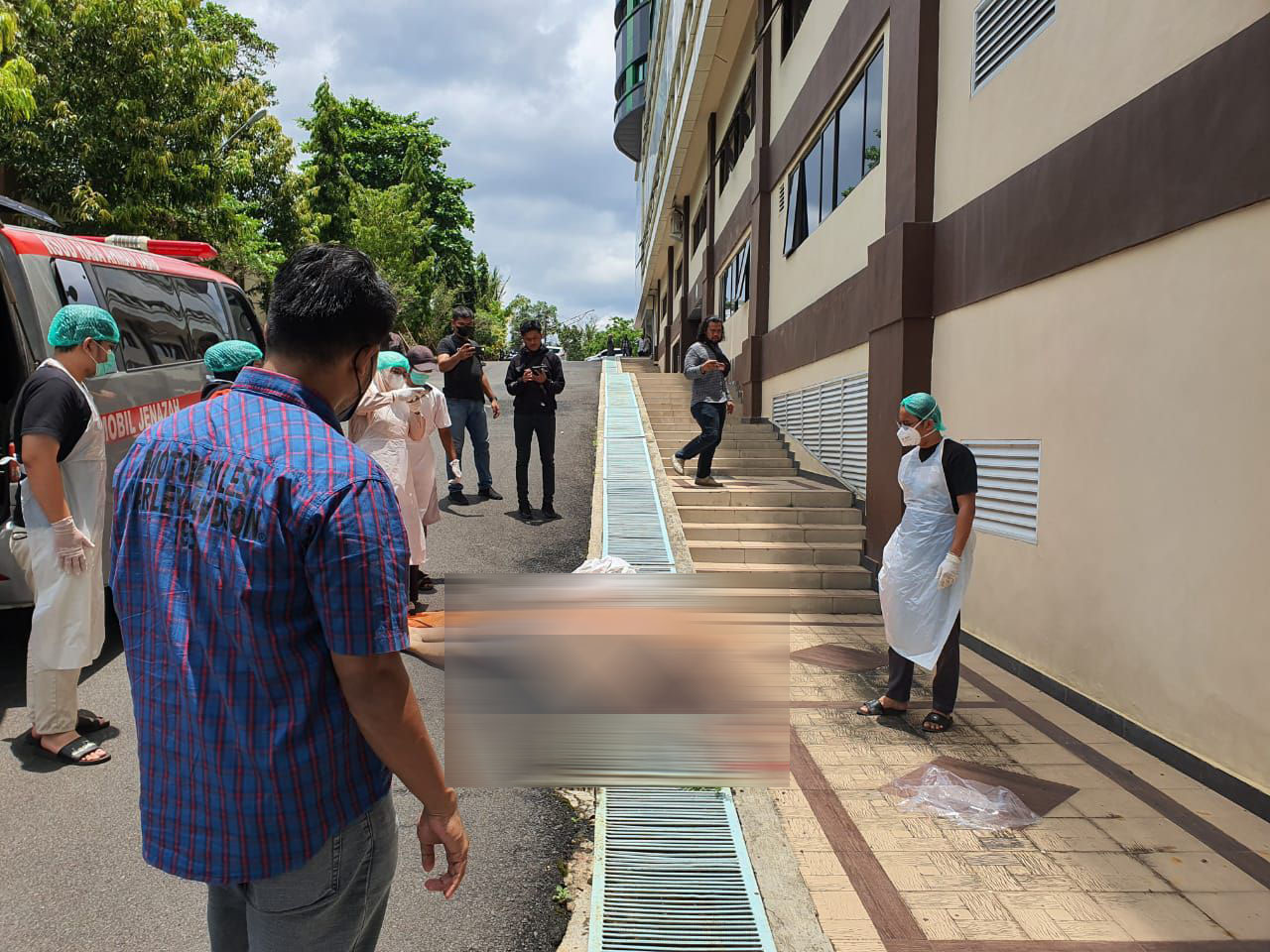 Seorang Pria Tewas usai Lompat dari Lantai 7 Hotel CK Tanjungpinang