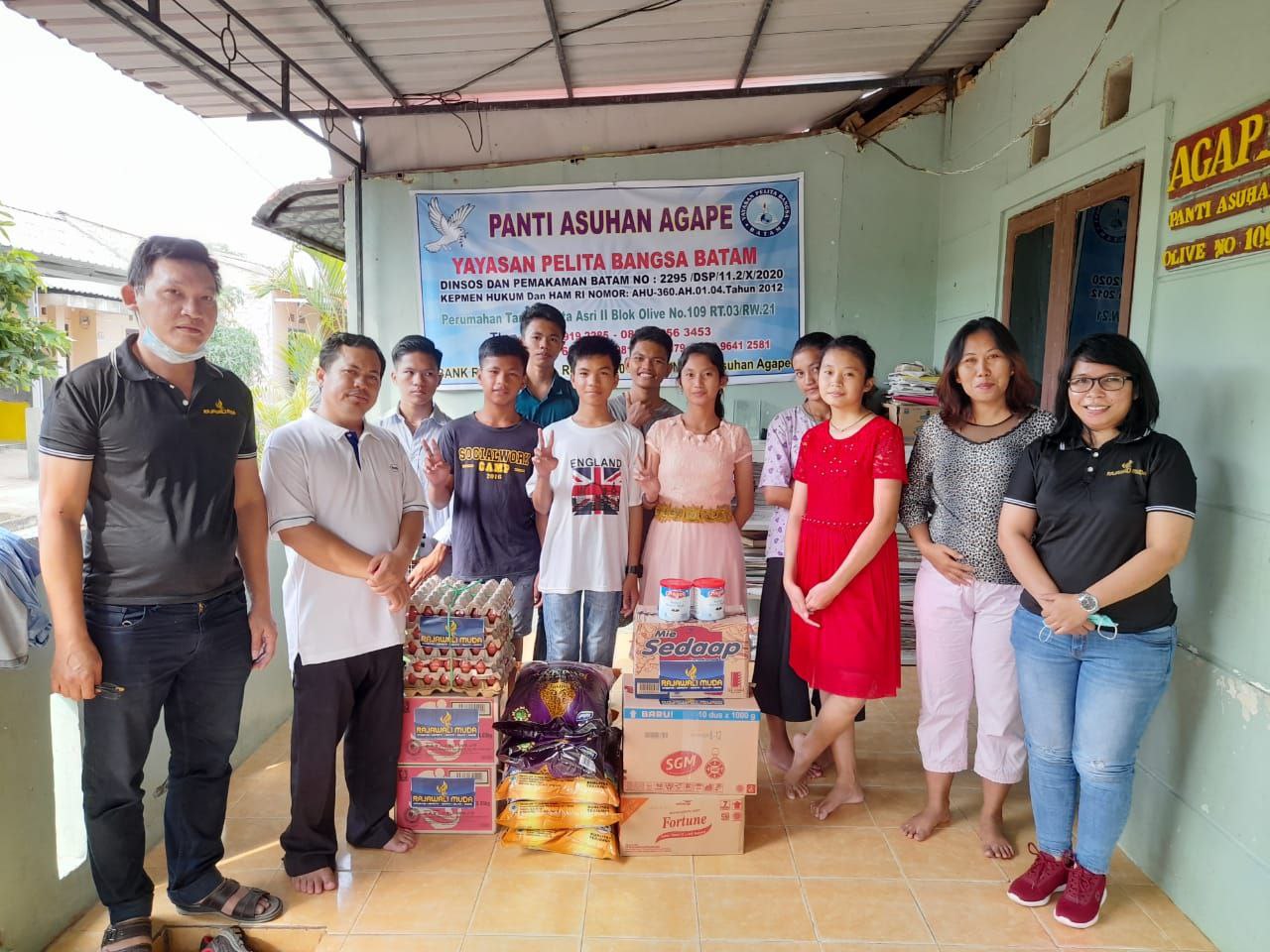 Bakti Sosial Rajawali Muda Batam, Kali Ini Sambangi Panti Asuhan Agape