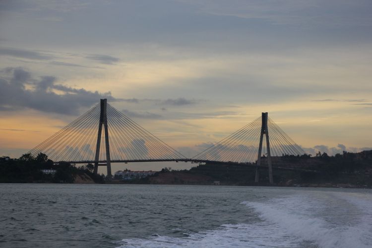 Polisi Temukan 20 Kg Sabu di Boat Penyelundup Perairan Jembatan Barelang