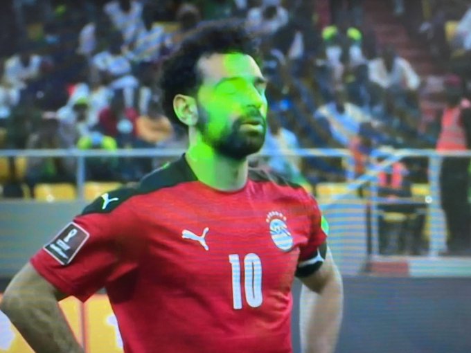 Dihujani Laser, Mo Salah Kubur Mimpi Main di Piala Dunia