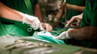 Edan! Dokter di Inggris Beneran