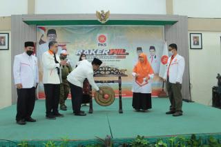Habib Aboe Bakar Alhabsyi Buka Rakerwil PKS Kepri 2022