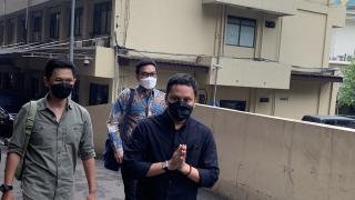 Influencer Asal Batam Datang ke Bareskrim: Urusan Porsche Biru Doni Salmanan