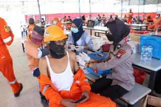 Ratusan Karyawan PT Saipem Divaksin Covid-19 Dosis 1 hingga Booster