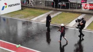 Unik! Cuma di Indonesia, MotoGP Ada Pawang Hujannya