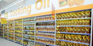 Waspada, Bedakan Minyak Goreng Curah Dikemas Ulang Jadi Kemasan