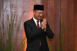 Pertama di Indonesia, Menperin Luncurkan Chromebook 4G LTE Produksi Anak Bangsa