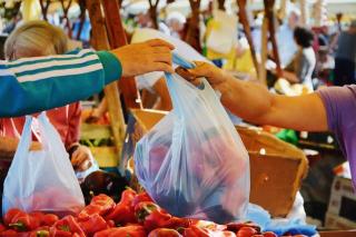 Jelang Ramadan, Harga Sejumlah Kebutuhan Pokok Merangkak Naik