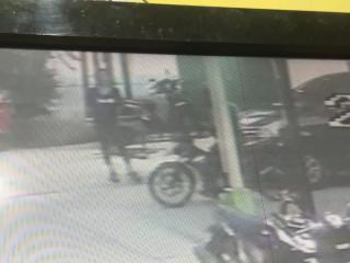 Lagi Salat Magrib, Sepeda Motor Jemaah Masjid di Batam Raib Dicuri