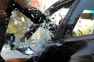 Kronologi Bos Travel Umroh di Batam Jadi Korban Pencurian Pecah Kaca Mobil