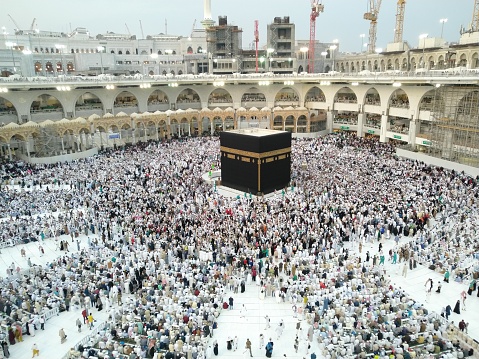 Warga Arab Saudi Mulai Jalani Puasa Ramadan Hari Ini