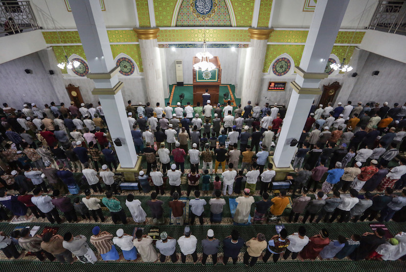 Ini 7 Manfaat Salat Tarawih Bagi Kesehatan