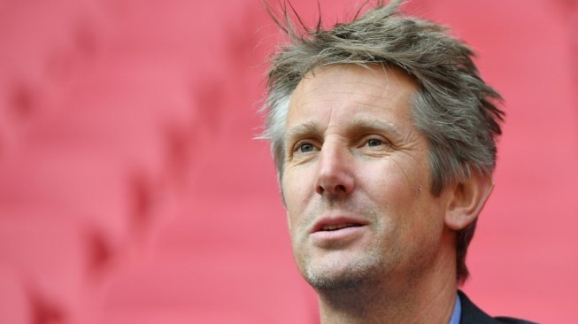 Dewa United Gandeng Edwin van der Sar Kembangkan Akademi