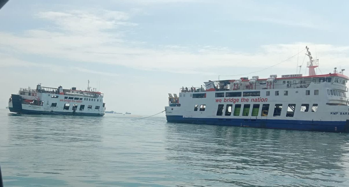 Video: Kapal Roro Batam-Tanjunguban Kandas di Tengah Laut