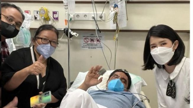 Tinggalkan Ruang HCU, Keluarga Rahasiakan Kamar Perawatan Ade Armando
