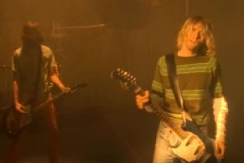 Gitar Kurt Cobain di Video Klip Smells Like Teen Spirit akan Dilelang