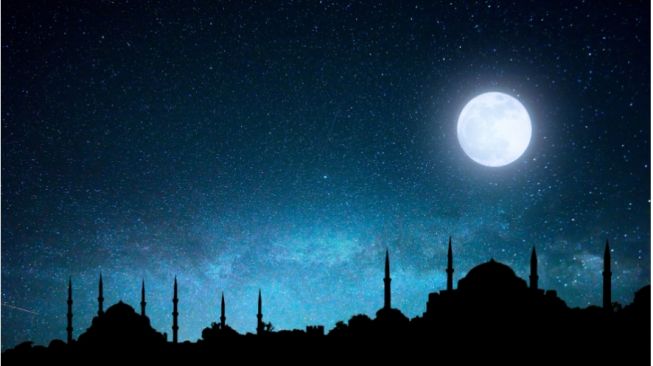 Kenali 5 Tanda Lailatul Qadar, Malam yang Lebih Baik dari Seribu Bulan