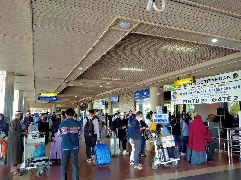 Bandara Hang Nadim Batam Mulai Padat, Pemudik: Kangen Makan Opor di Rumah