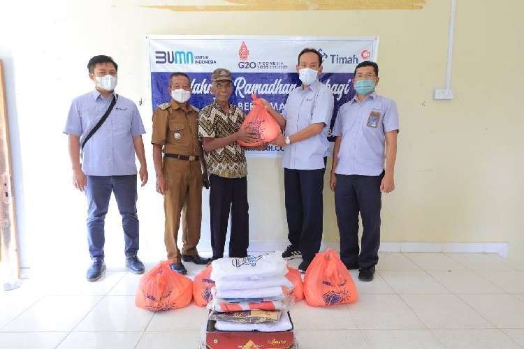 PT Timah Sebar Ribuan Paket Sembako di Kundur Utara dan Tebing Karimun