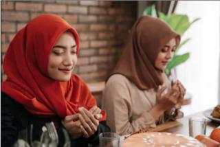 5 Tips Tetap Sehat saat Puasa Agar Kuat Seharian