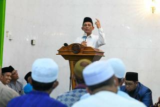 Safari Ramadan Gubernur Kepri, Ansar: Jadikan Puasa untuk Memperbaiki Diri