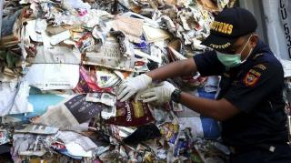 Aktivis Asing Soroti Kelakuan Kanada Buang Sampah ke Indonesia