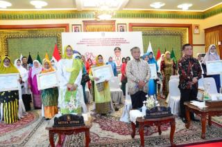 Hari Kartini 2022: 7 Perempuan Kepri Terima Penghargaan dari Pemprov