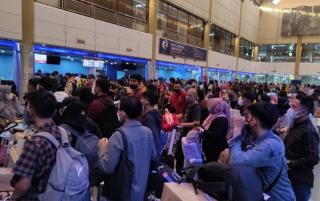 Pemudik Membeludak di Bandara Hang Nadim Batam