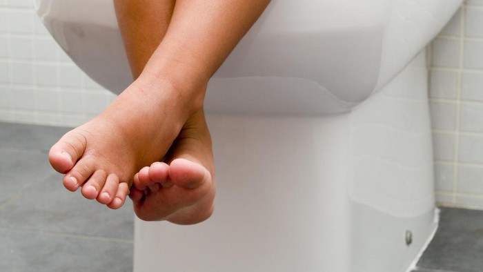 Anak Alami Kencing Berwarna Teh? Bisa Jadi Gejala Hepatitis 