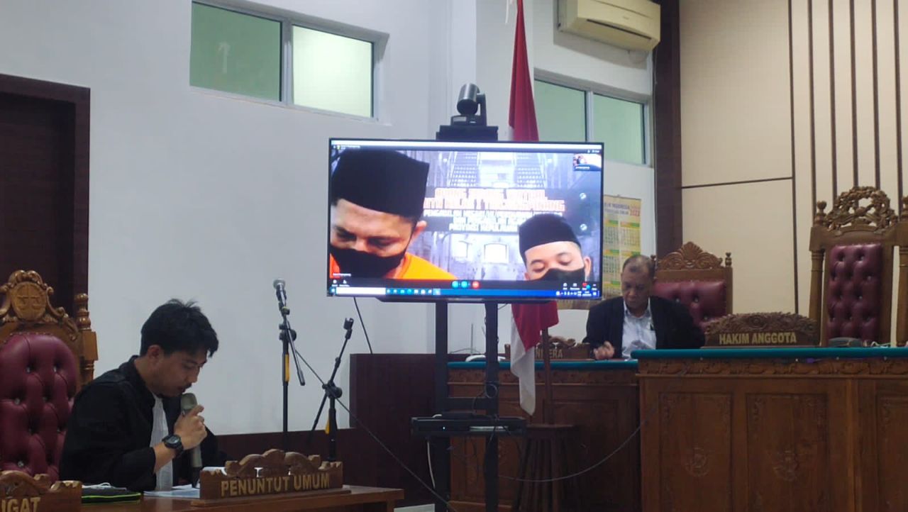 Dua Terdakwa Korupsi APBDes Matak Jalani Sidang Perdana